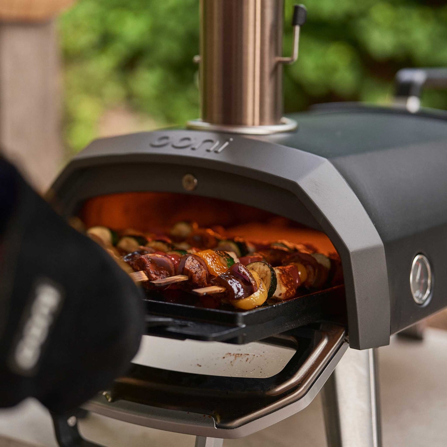 Ooni Karu 2 Multi-Fuel Pizza Oven